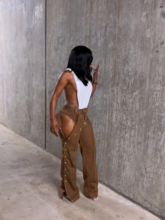 Women's jeans: vintage-style button-front and wide-leg jeans