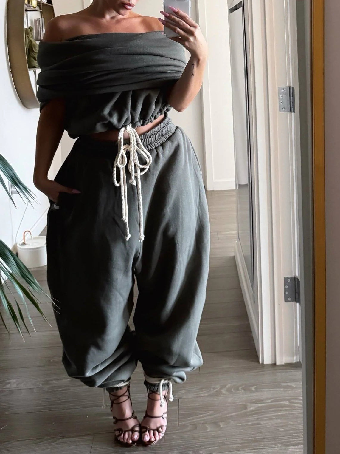 Pop Hoodie Vest Sweater Set