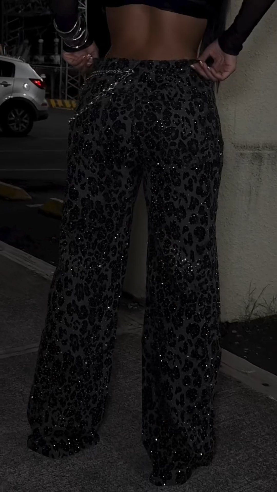 Glitter Leopard Print Wide-Leg Pants – Sparkly High-Waisted Trousers with Chain Detail