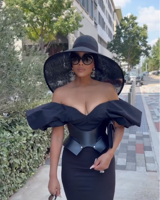 Oversized Black Wide - Brim Hat