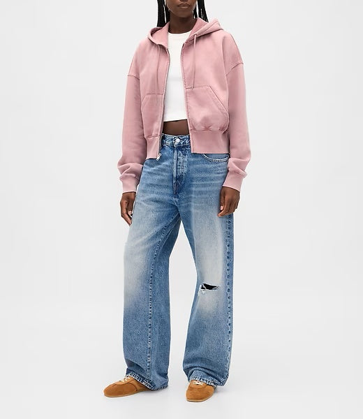 Casual sports outfit: Full-zip Wedge Hoodie and Baggy Sweatpants