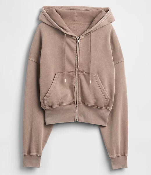 Casual sports outfit: Full-zip Wedge Hoodie and Baggy Sweatpants