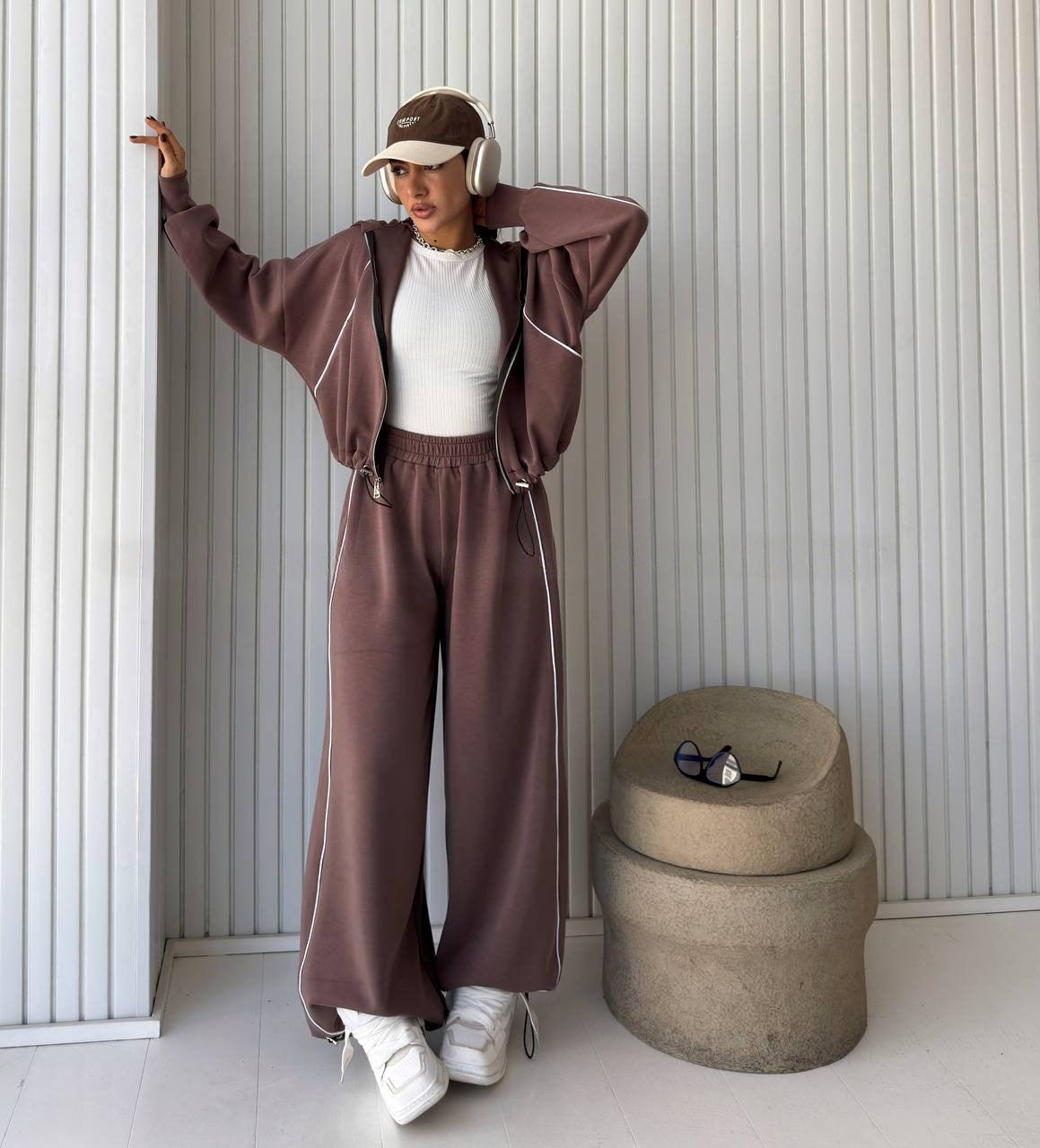Zip - Up Hoodie & Sweatpants Tracksuit Set with White Piping