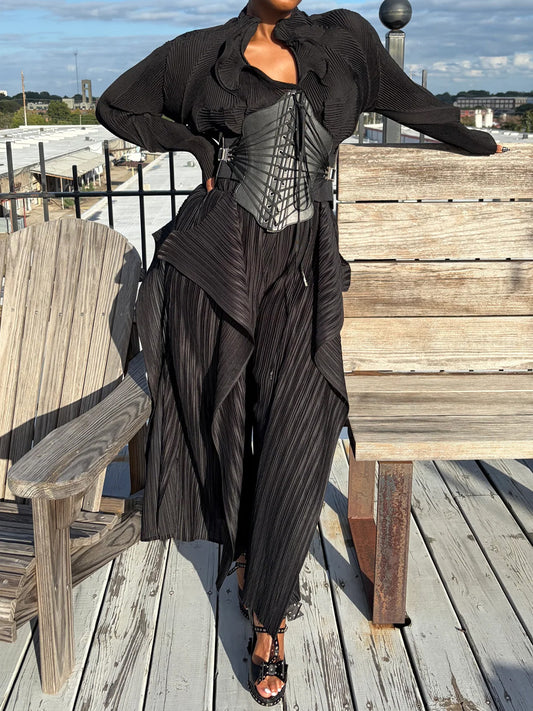Black Pleated Gothic - Style Ensemble with Corset