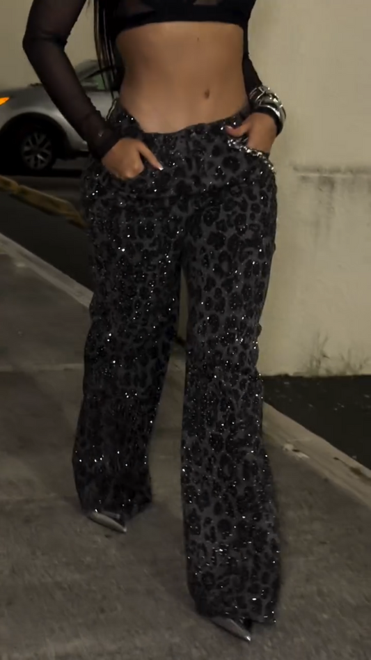 Glitter Leopard Print Wide-Leg Pants – Sparkly High-Waisted Trousers with Chain Detail