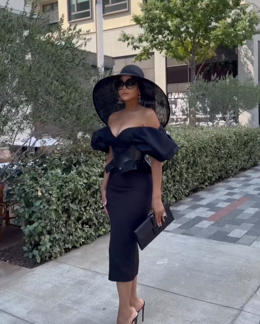 Oversized Black Wide - Brim Hat